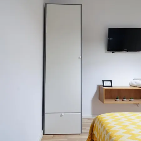 Sara Mojo Apartment